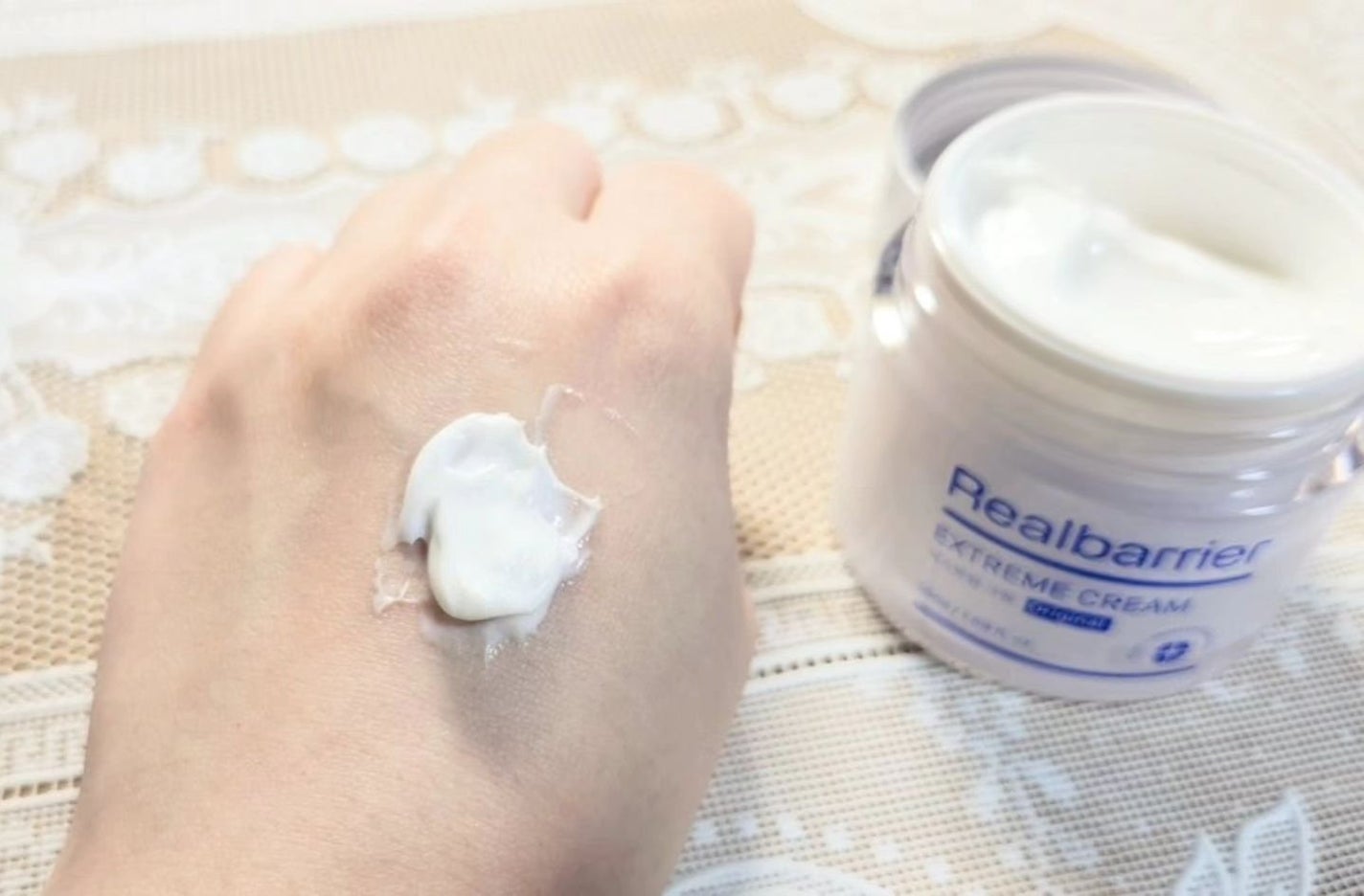 リアルバリア エクストリームクリーム オリジナル/Real Barrier/フェイスクリームを使ったクチコミ(3枚目)