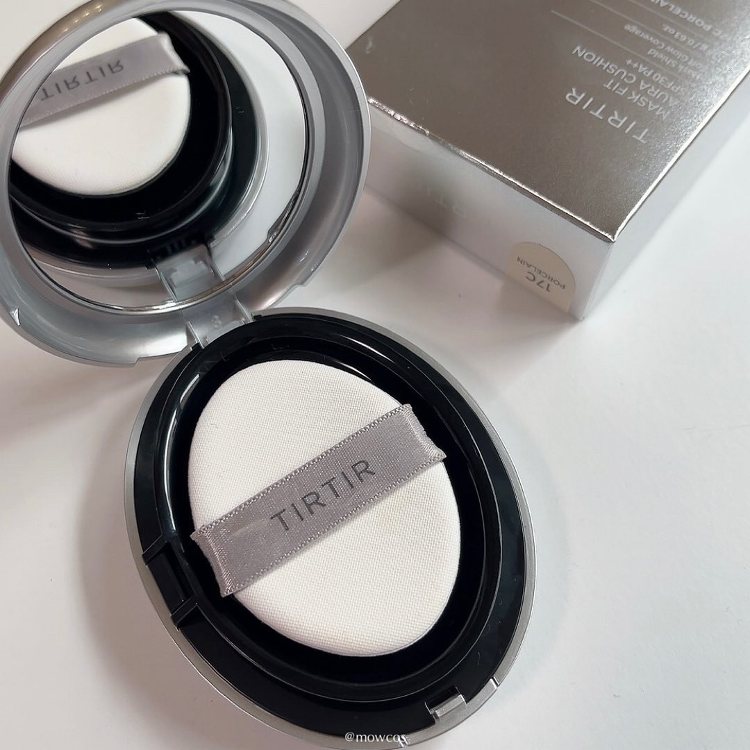 マスクフィットオーラクッション 17C ポーセリン(PORCELAIN)/TIRTIR(ティルティル)/クッションファンデーションを使ったクチコミ（2枚目）