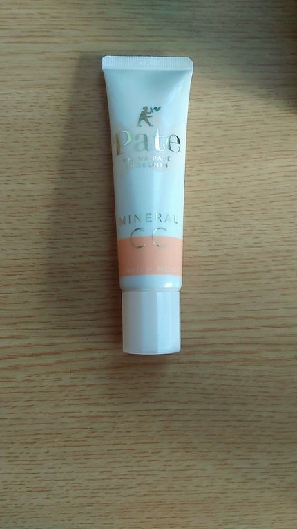 ミネラルCCクリーム EM(エンリッチモイスト)/毛穴パテ職人/CCクリームを使ったクチコミ(1枚目)