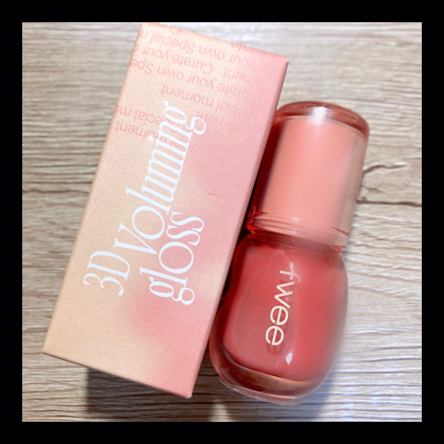 フィー 3Dボリューミンググロス/fwee/リップグロスを使ったクチコミ(1枚目)