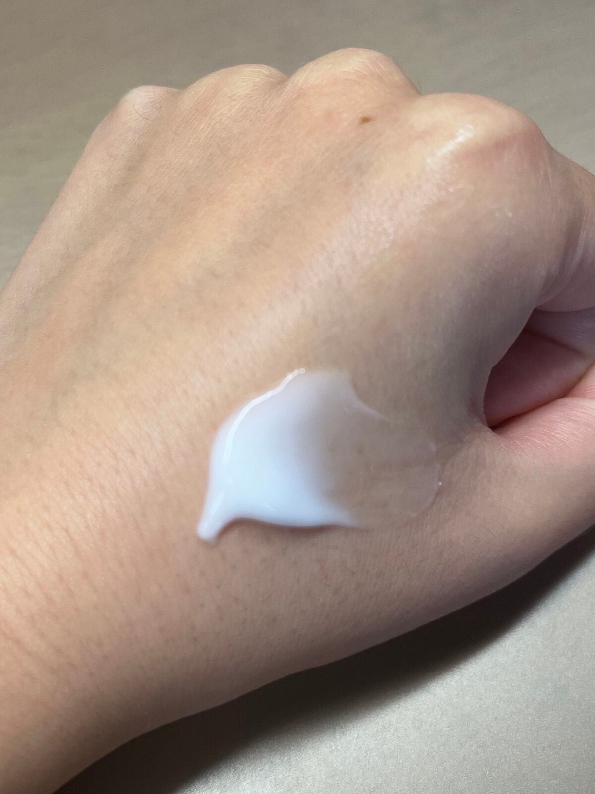 馬油スキンクリーム/ロッシ/ハンドクリームを使ったクチコミ(3枚目)