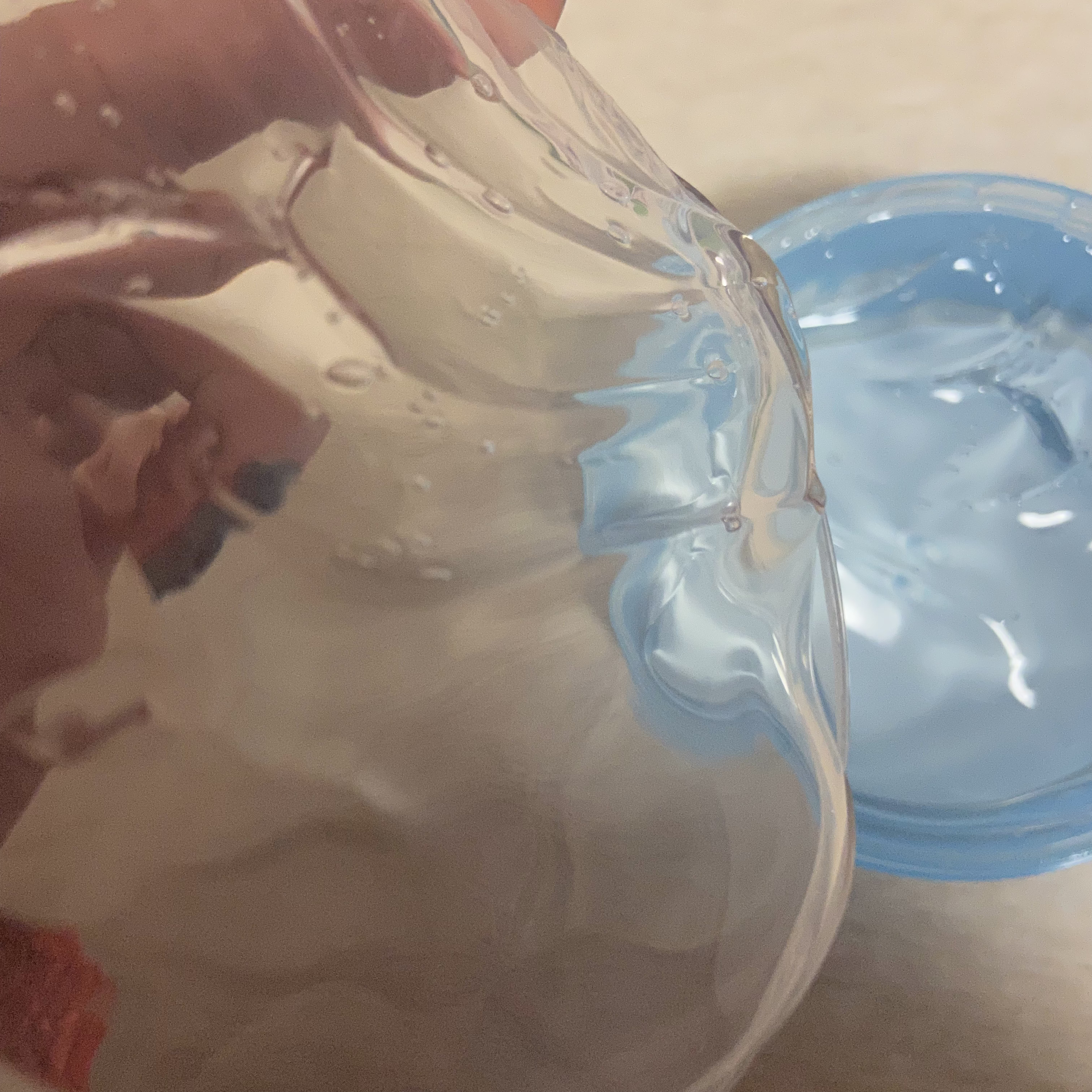 N.M.Fアクアハイドロジェル/MEDIHEAL/ボディローションを使ったクチコミ（3枚目）