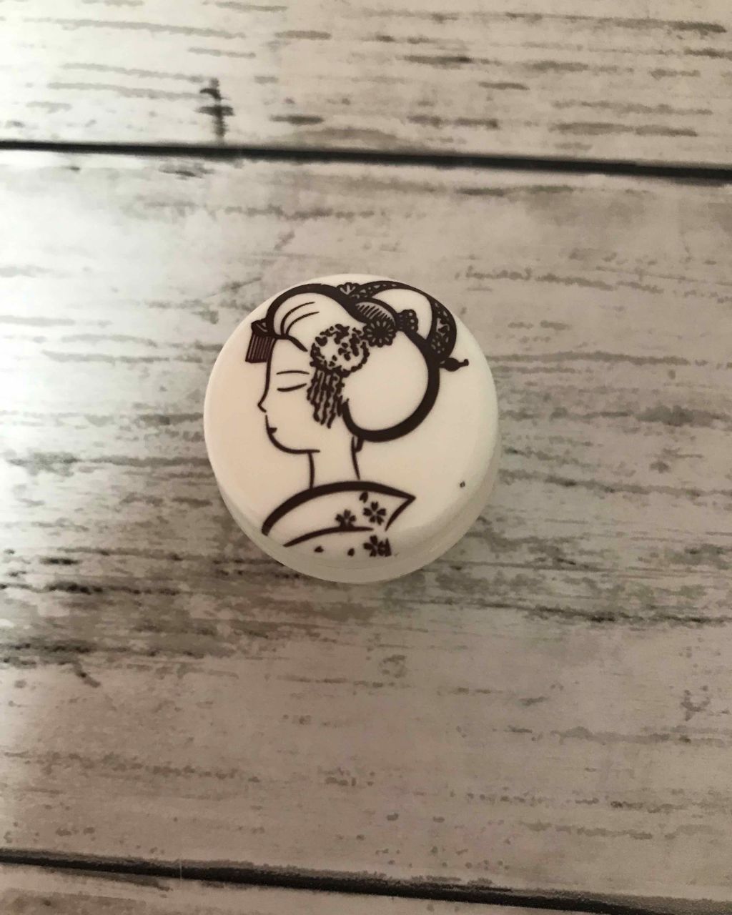 舞妓さんのリップクリーム/MAMY SANGO COSMETICS/リップケアを使ったクチコミ（2枚目）