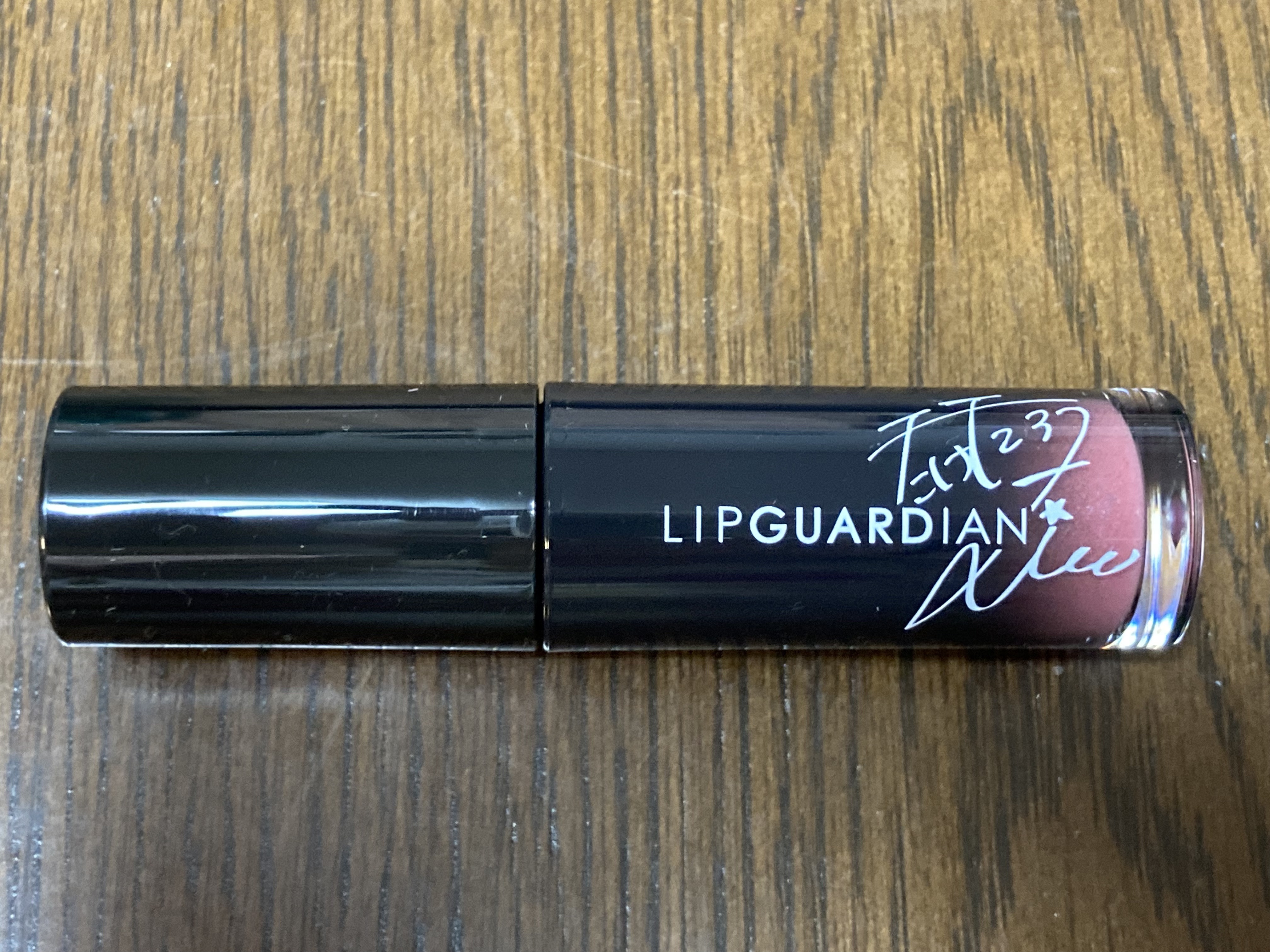 グロウラッピングティント 01 コスモピンク/LIPGUARDIAN/リップティントを使ったクチコミ（3枚目）