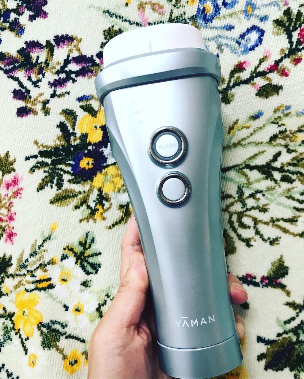 YAMAN 脱毛器 レイボーテヴィーナスプロ　シルバー 本体 レイボーテヴィーナス プロ｜光美容器 | YA-MAN TOKYO JAPAN