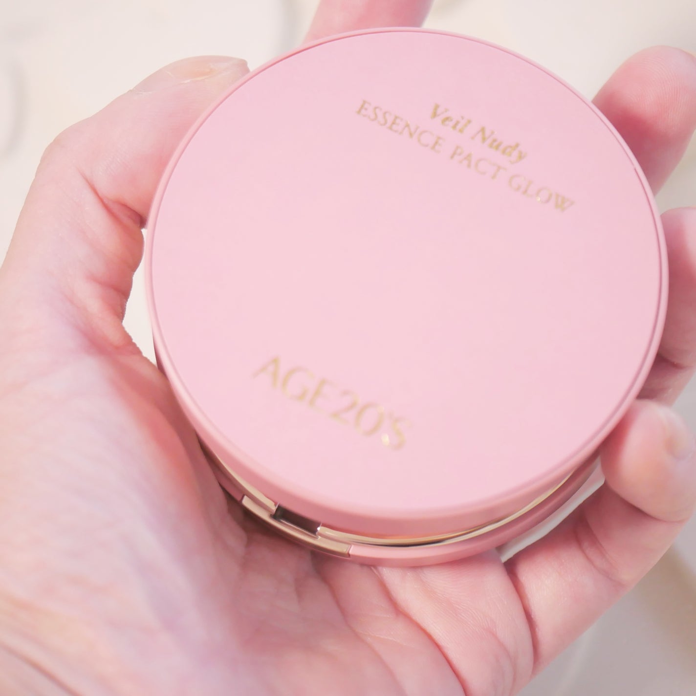 ヴェールヌーディ エッセンスパクトグロウ/AGE20’s/クリーム・エマルジョンファンデーションを使ったクチコミ(2枚目)