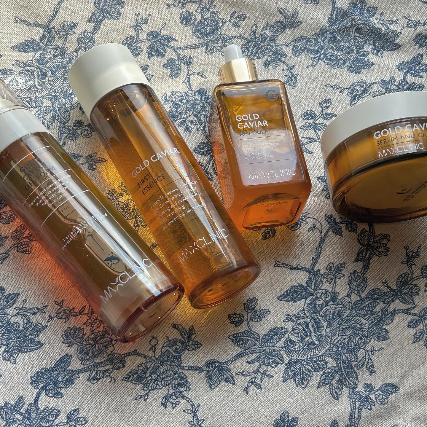 #PR
@maxclinic.japan @maxclinic 
メガ割みんなどんどん買ってますか〜？😎🤎

MAXCLINICはソウルのホットプレイス清潭洞にある
クリニック発のケアブランド🧏🏼‍♀️
インフルエンサーや芸能人の方