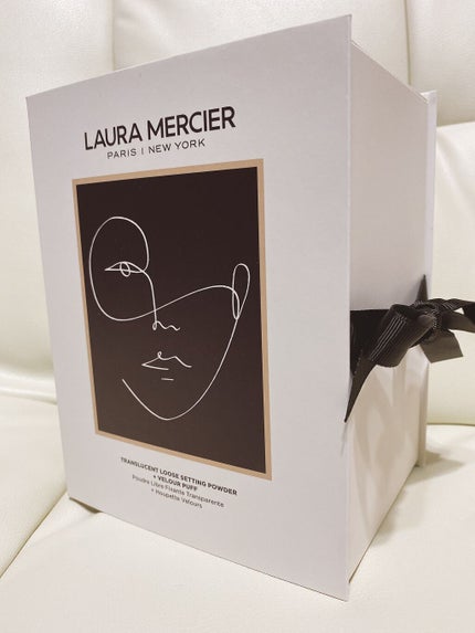 ローラ メルシエ ルースセッティングパウダー トランスルーセント アニバーサリー エディション リュクスのクチコミ「#LAURAMERCIER
#ローラメルシエ
ルースセッティングパウダートランスルーセント
.....」(1枚目)