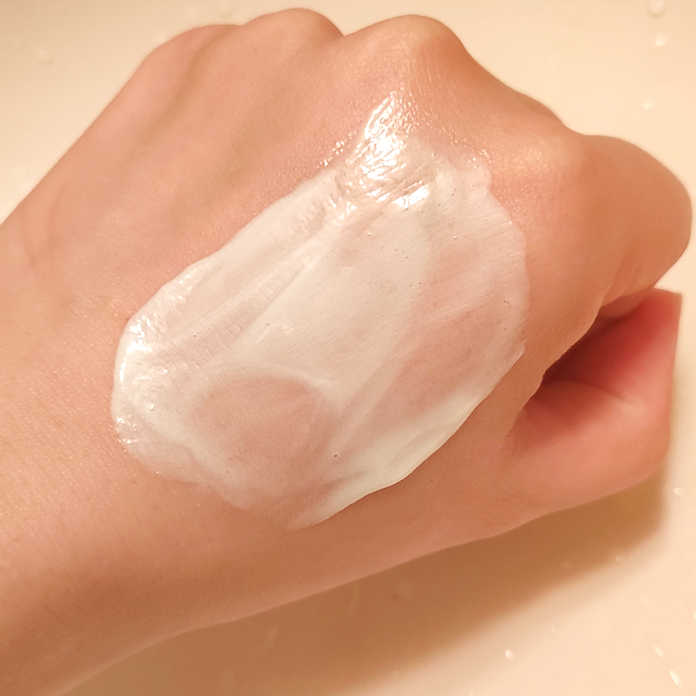 ダヴ クリームボディウォッシュ コンフォートモイスチャー/ダヴ/ボディソープを使ったクチコミ(3枚目)