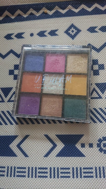 UR GLAM BLOOMING EYE COLOR PALETTE/U R GLAM/アイシャドウパレットを使ったクチコミ(1枚目)