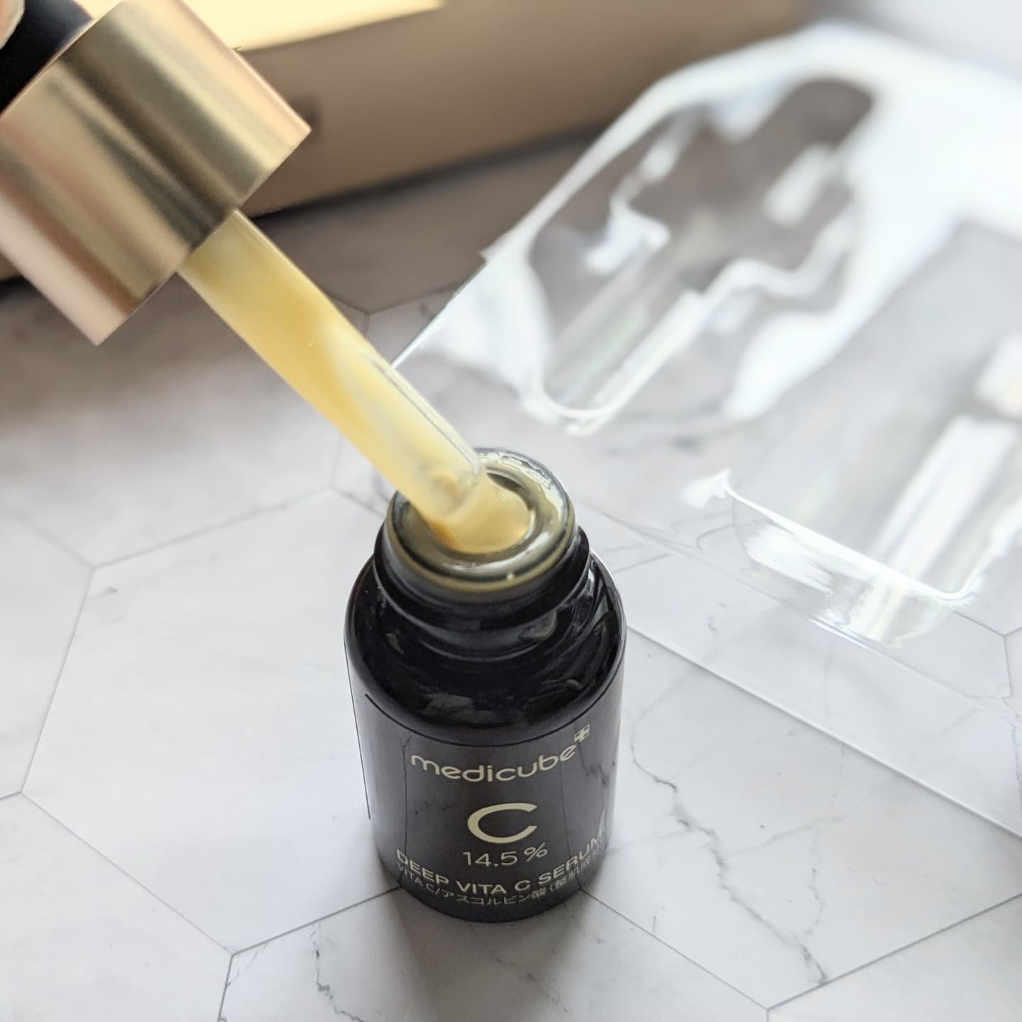 ディープビタCアンプル2.0/MEDICUBE/美容液を使ったクチコミ（3枚目）