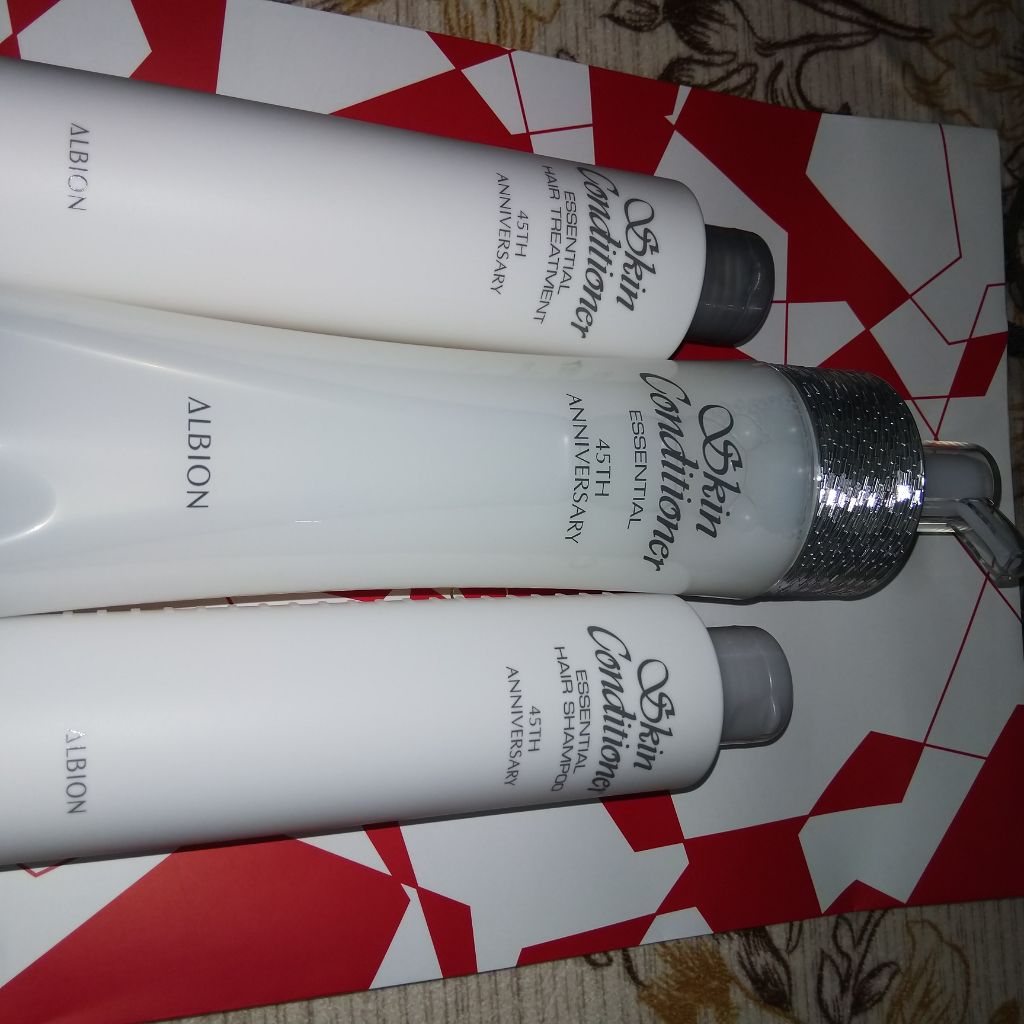 スキンコンディショナー エッセンシャル 45TH アニバーサリー コフレ/ALBION/スキンケアキットを使ったクチコミ（3枚目）