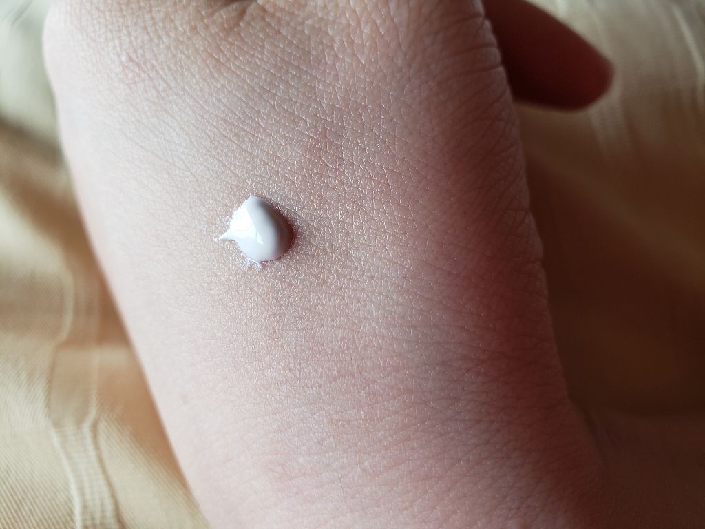 グリーンタンジェリンビタCダークスポットトーンアップクリーム/goodal/化粧下地を使ったクチコミ(2枚目)