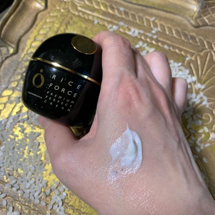 プレミアムパーフェクトクリーム/ライスフォース/フェイスクリームを使ったクチコミ(4枚目)