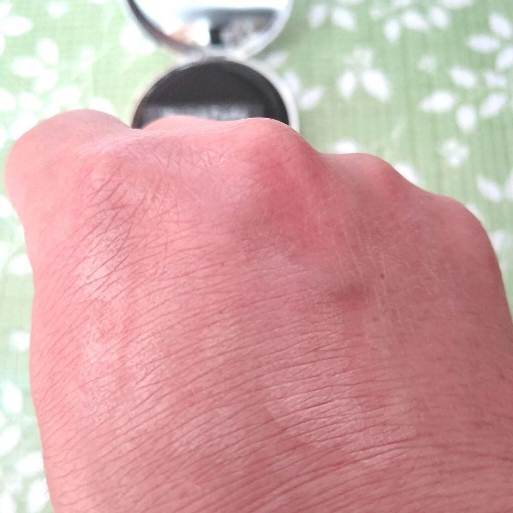 miki-nu on LIPS 「塗るだけで40万本の美容針配合の【WrinkFadeリンクフェ..」(4枚目)