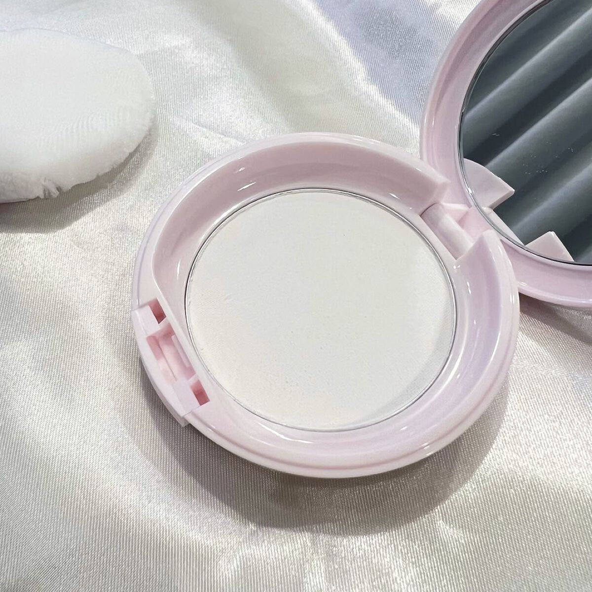 薬用 スキンケア パウダー/アクネオ/プレストパウダーを使ったクチコミ(3枚目)