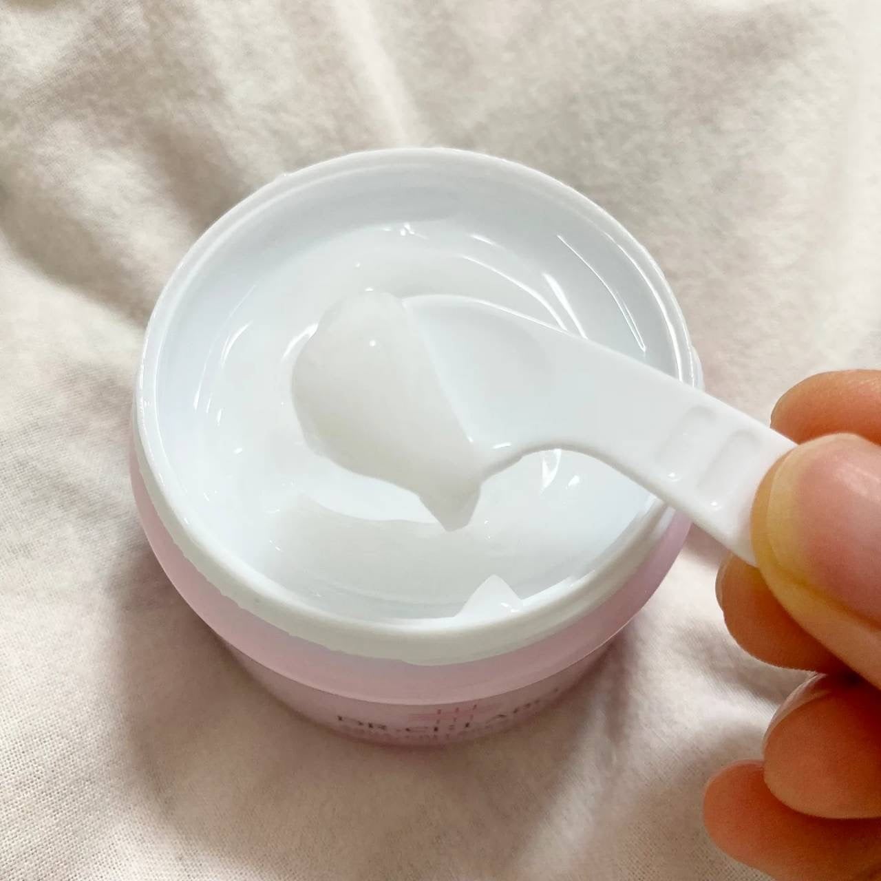 薬用アクアコラーゲンゲル スーパーセンシティブEX/ドクターシーラボⓇ/オールインワン化粧品を使ったクチコミ(4枚目)