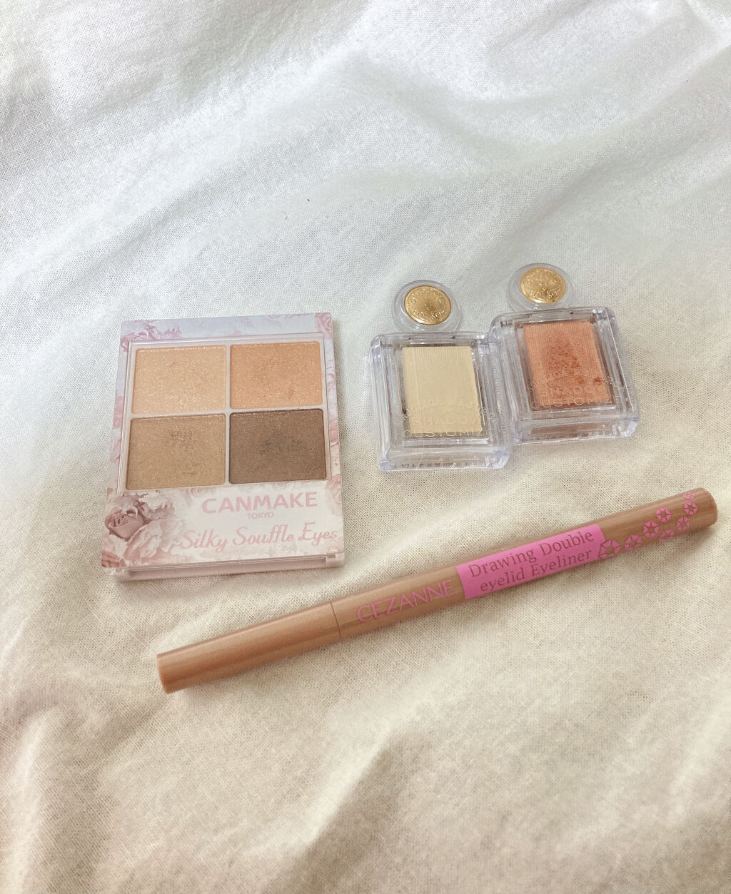 シャドーカスタマイズ/MAJOLICA MAJORCA/単色アイシャドウを使ったクチコミ（2枚目）