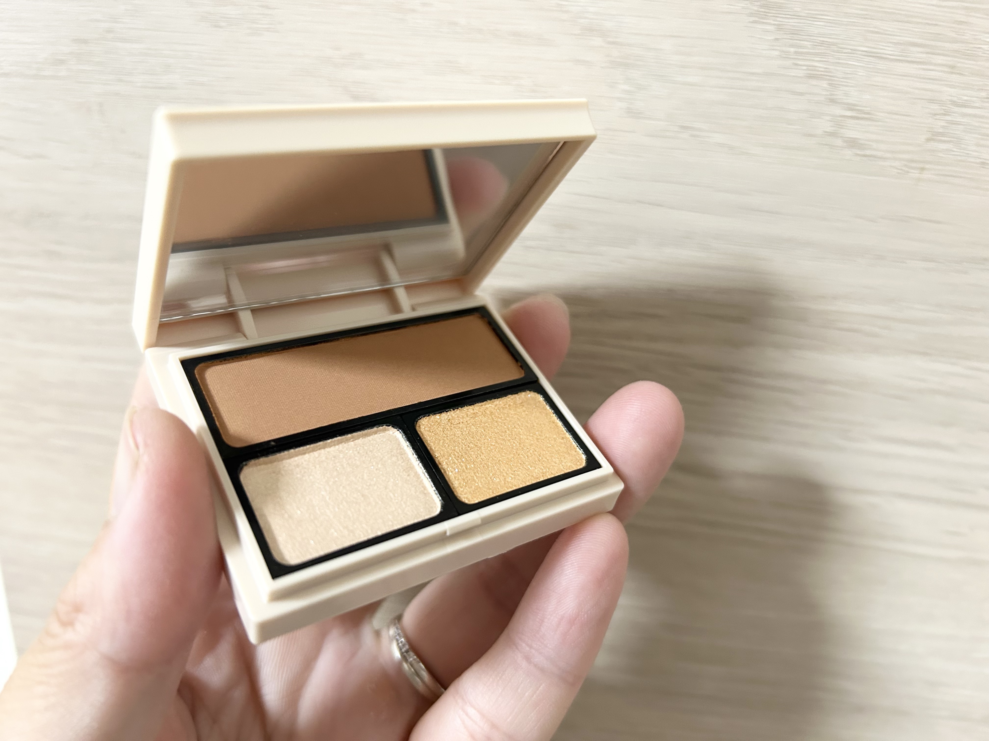 アイカラーパレット/Upt/アイシャドウパレットを使ったクチコミ（3枚目）