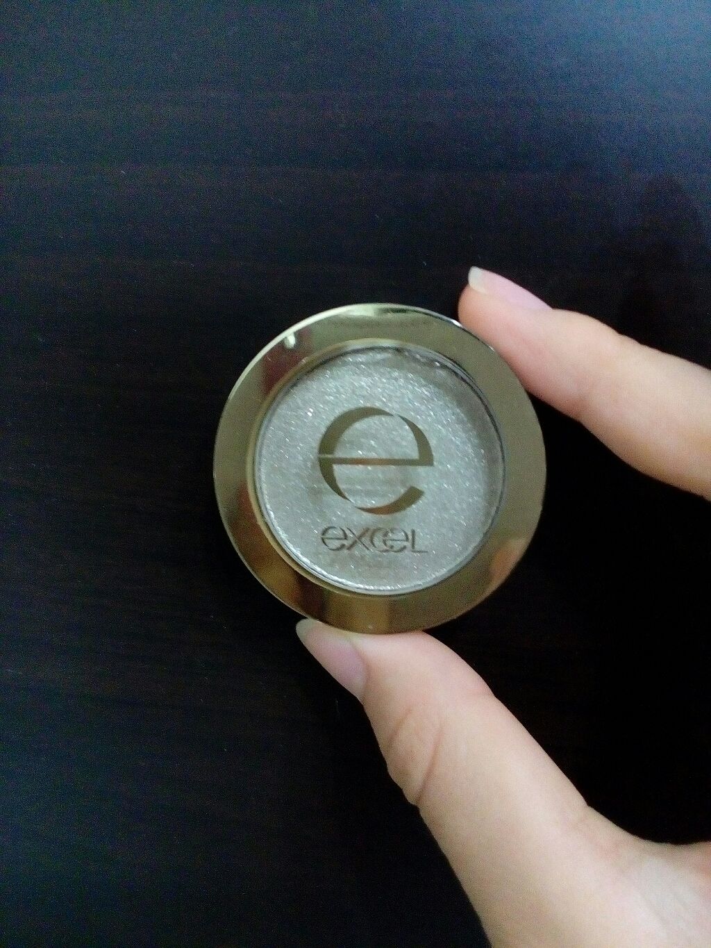 シャイニーシャドウ N/excel/単色アイシャドウを使ったクチコミ(1枚目)