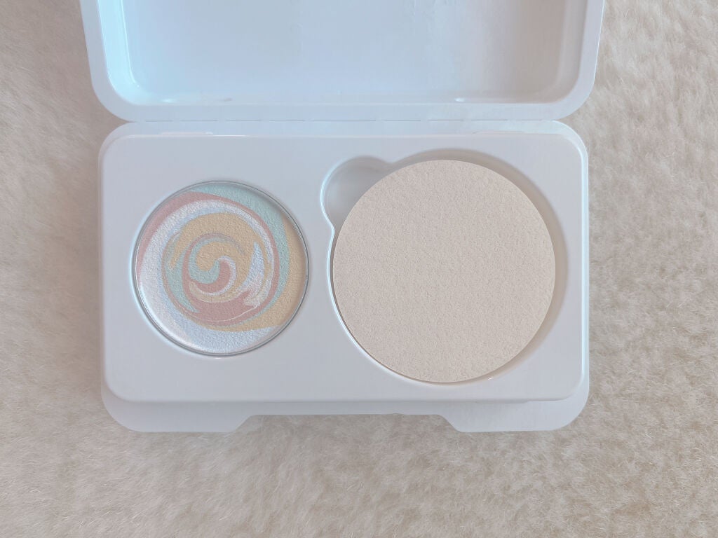 カラーブレンドグローファンデーション/ディエム クルール/クリーム・エマルジョンファンデーションを使ったクチコミ(3枚目)