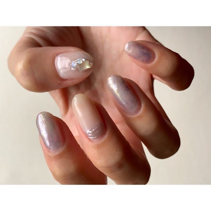 minminail on LIPS 「**MOMOのウォータリーを久しぶりに使ったネイル💅🤍可愛い、..」(2枚目)