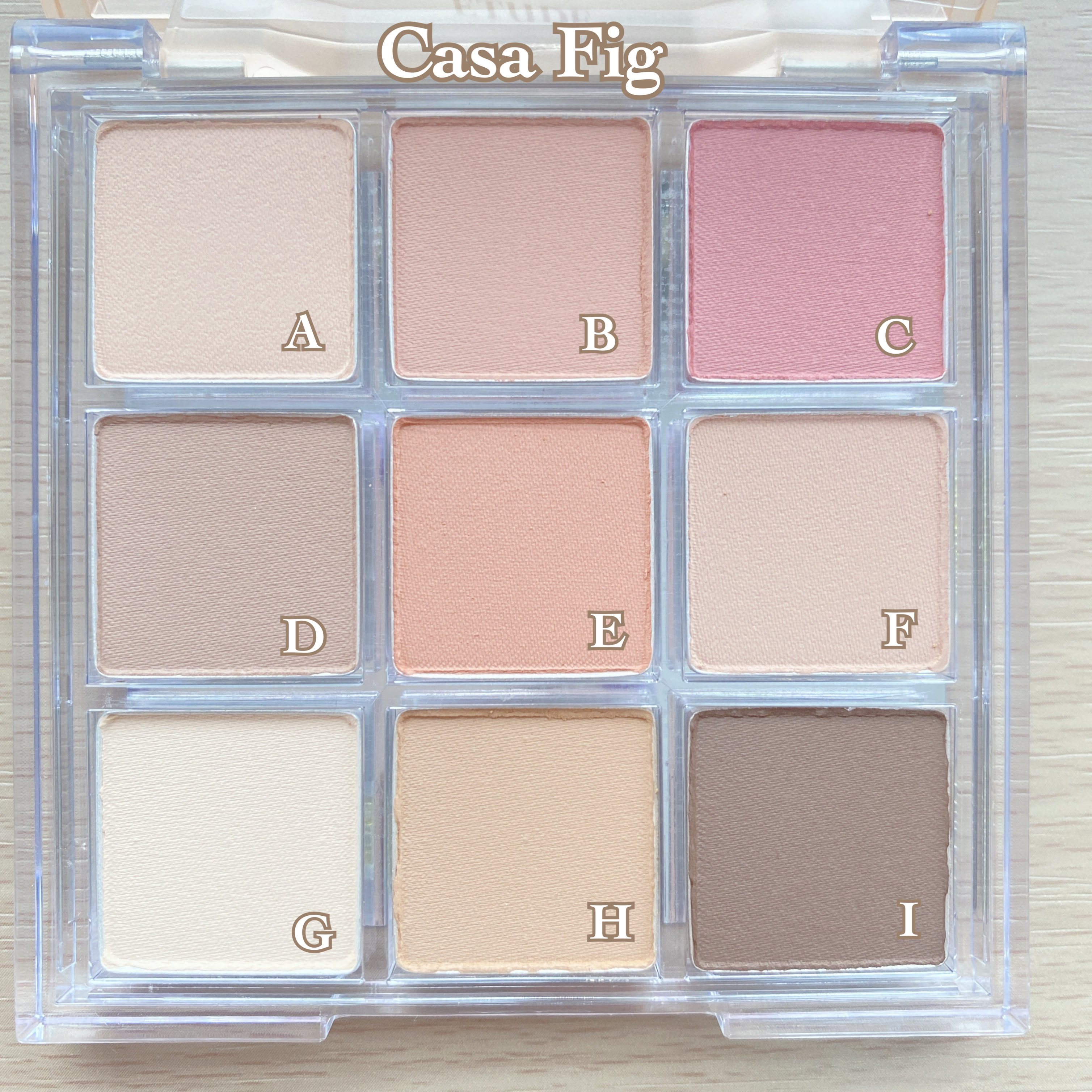 プレイカラーアイズ　カサフィグ/ETUDE/アイシャドウパレットを使ったクチコミ（2枚目）