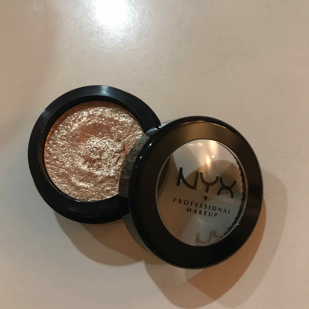 syhk617 on LIPS 「nyxのアイシャドウです。ジェルっぽい感じでつけやすく、ラメ感..」(1枚目)