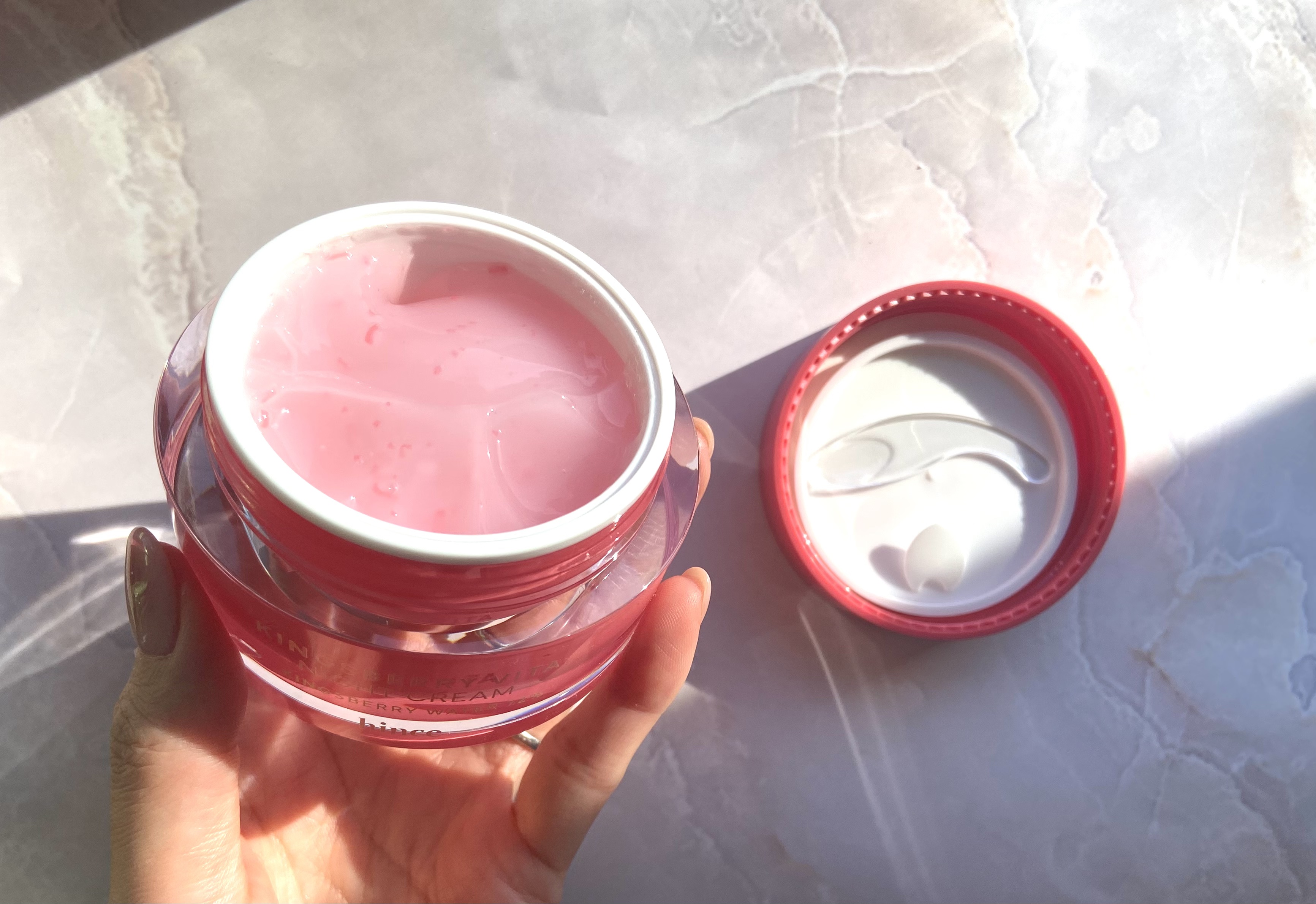 キングスベリービタナイトクリーム/hince/フェイスクリームを使ったクチコミ（2枚目）