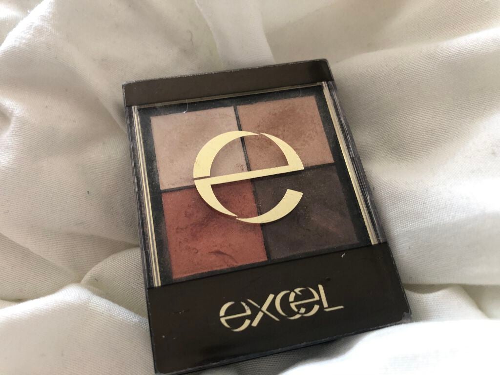 スキニーリッチシャドウ/excel/アイシャドウパレットを使ったクチコミ(1枚目)