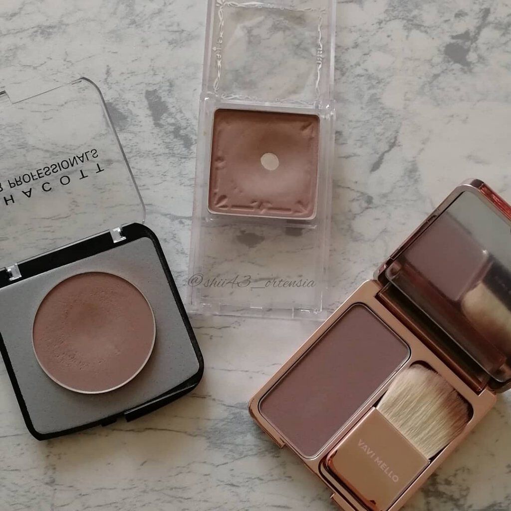 エンチャントグロウブラッシュ/VAVI MELLO/パウダーチークを使ったクチコミ（2枚目）