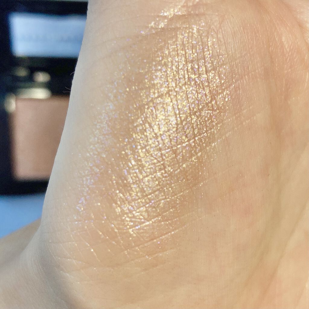 スパークル アイシャドウ 29 ベイビーピーチ/BOBBI BROWN/単色アイシャドウを使ったクチコミ（3枚目）