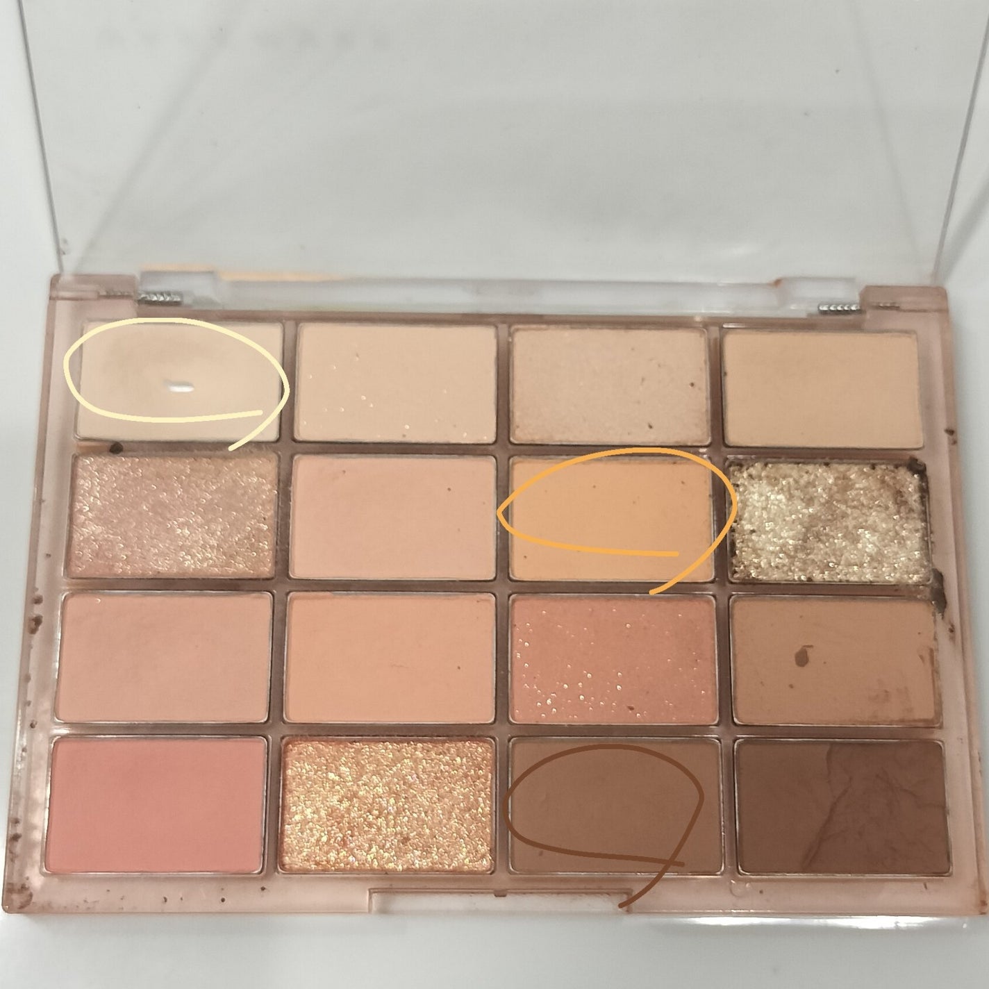 ソフトブラーリングアイパレット/wakemake/アイシャドウパレットを使ったクチコミ(3枚目)