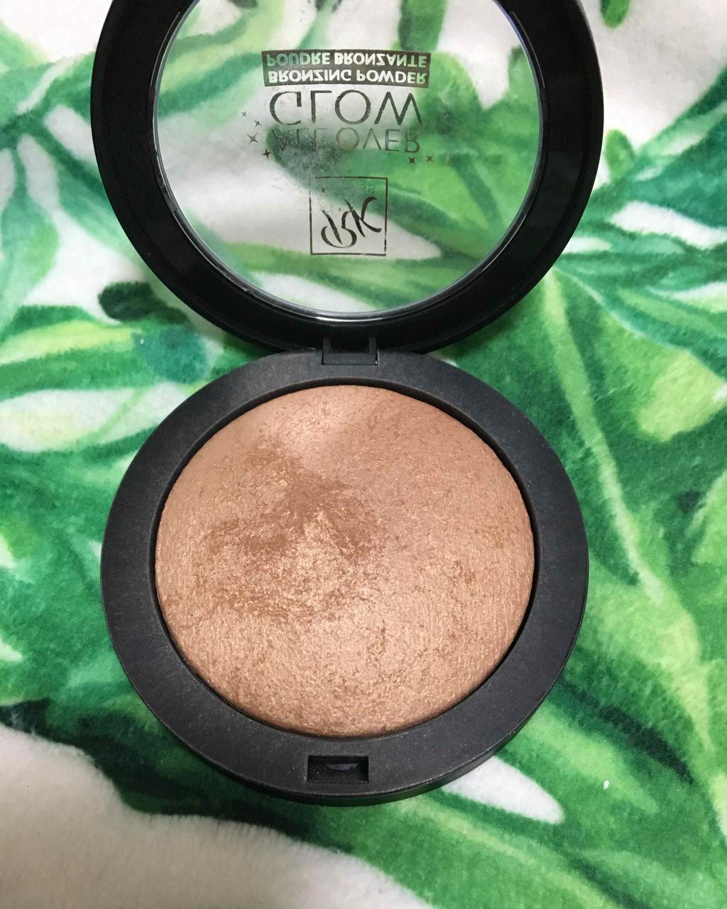 オールオーバーグロー/Natasha Denona/プレストパウダーを使ったクチコミ（2枚目）