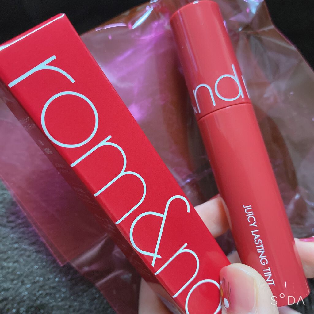 ジューシーラスティングティント/rom&nd/リップティントを使ったクチコミ(1枚目)