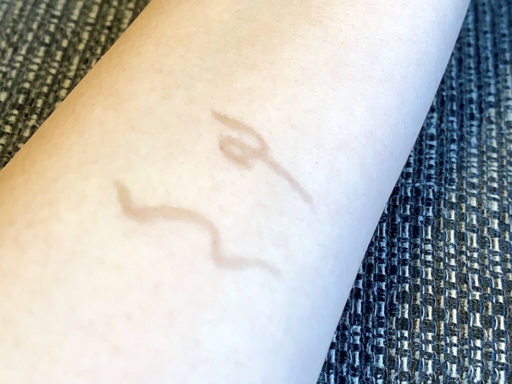 描くふたえアイライナー/CEZANNE/リキッドアイライナーを使ったクチコミ（2枚目）