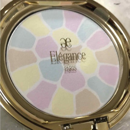 ラ プードル オートニュアンス/Elégance/プレストパウダーを使ったクチコミ(1枚目)