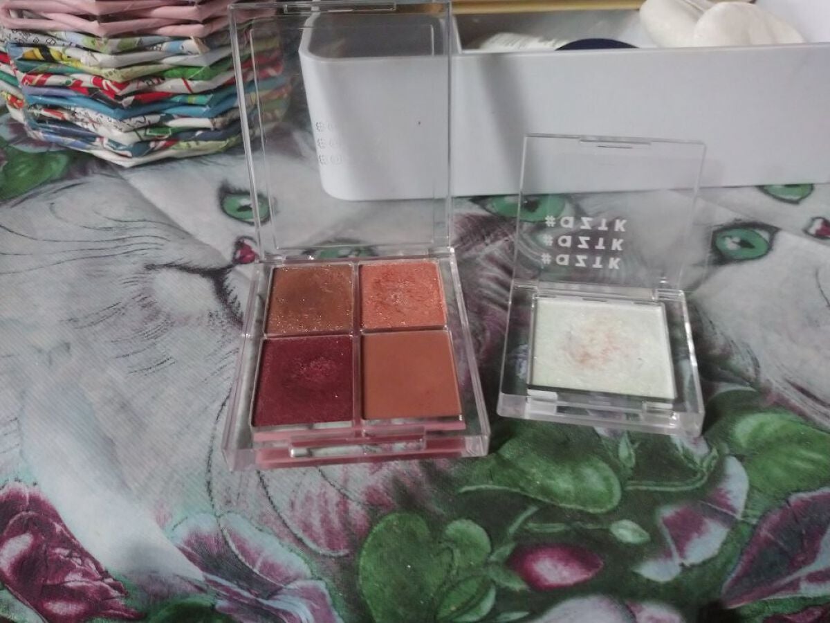 シングルアイシャドウ/aZTK/単色アイシャドウを使ったクチコミ(1枚目)