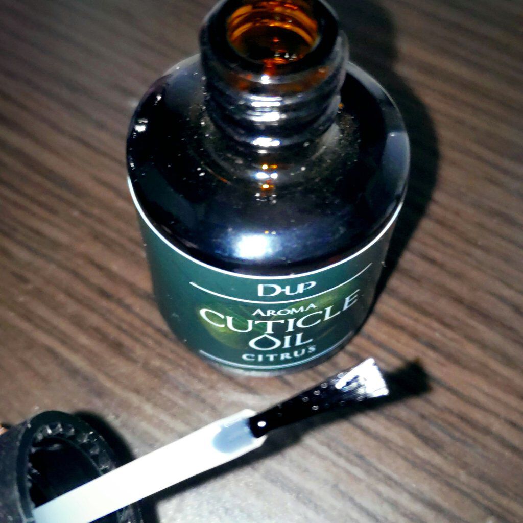 アロマキューティクルオイル/D-UP/ネイルオイル・トリートメントを使ったクチコミ（2枚目）
