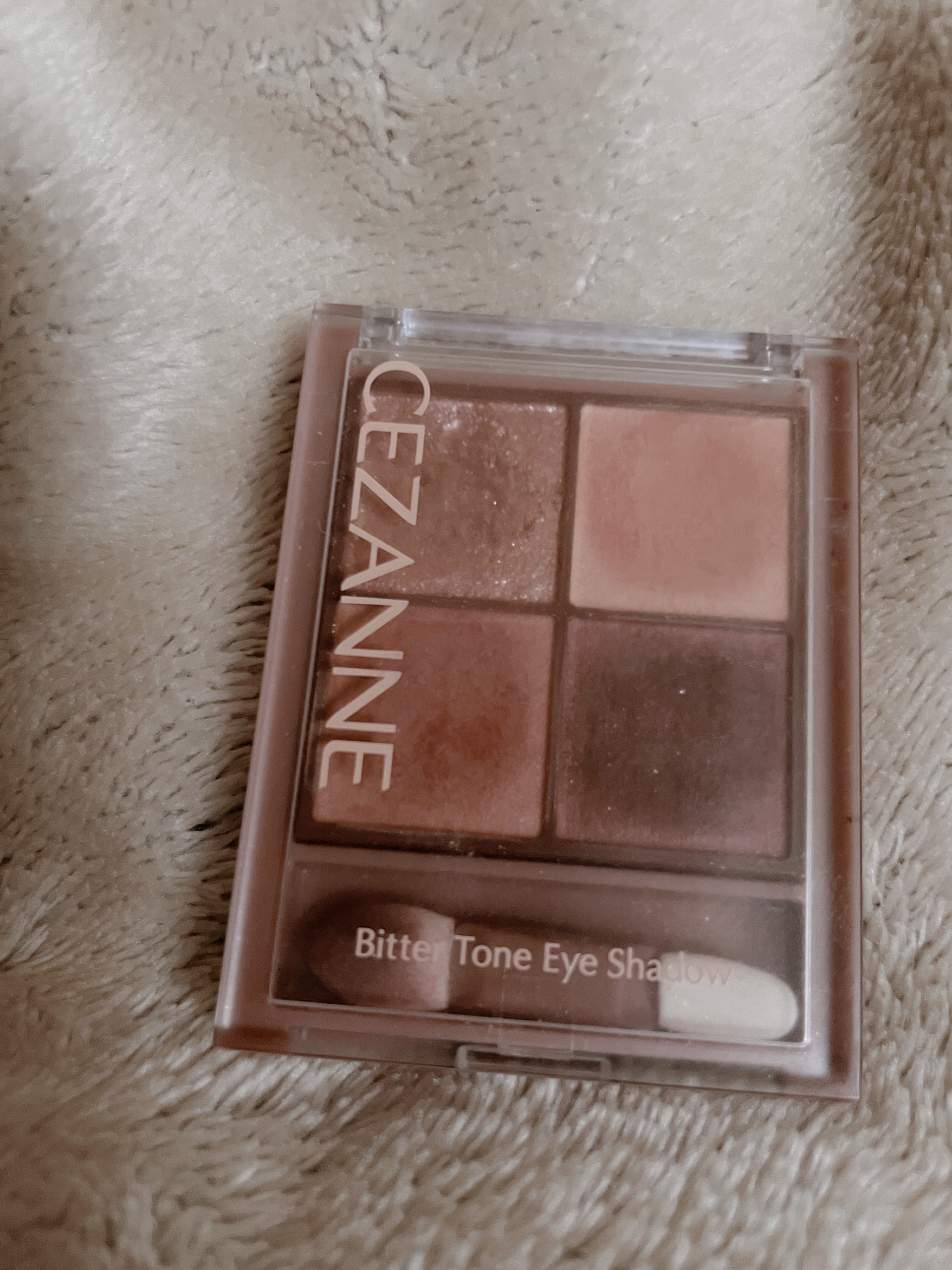 ビタートーンアイシャドウ/CEZANNE/パウダーアイシャドウを使ったクチコミ（1枚目）