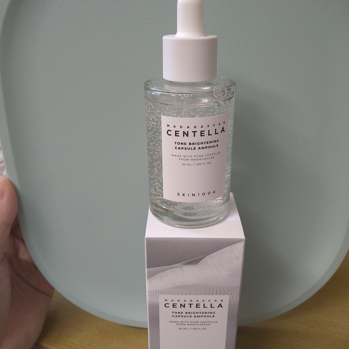 kazoo on LIPS 「見た目がとても綺麗です。テクスチャは、トロトロしています。無香..」(1枚目)