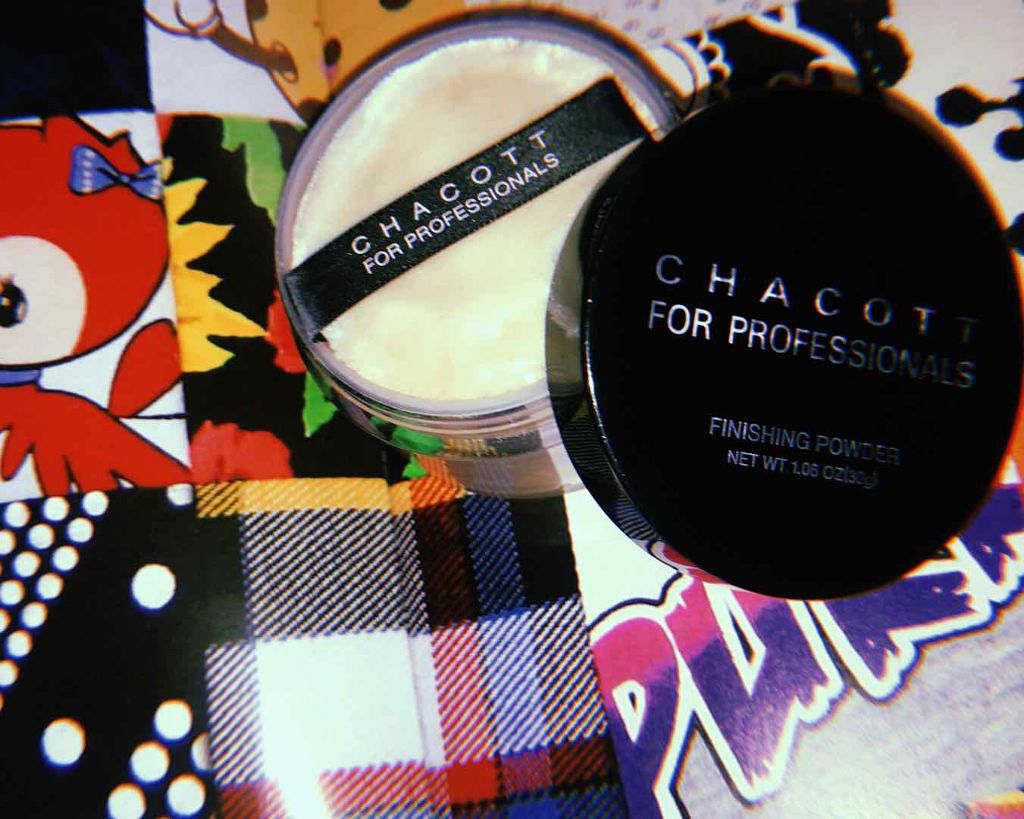 フィニッシングパウダー/チャコット・コスメティクス/ルースパウダーを使ったクチコミ（1枚目）