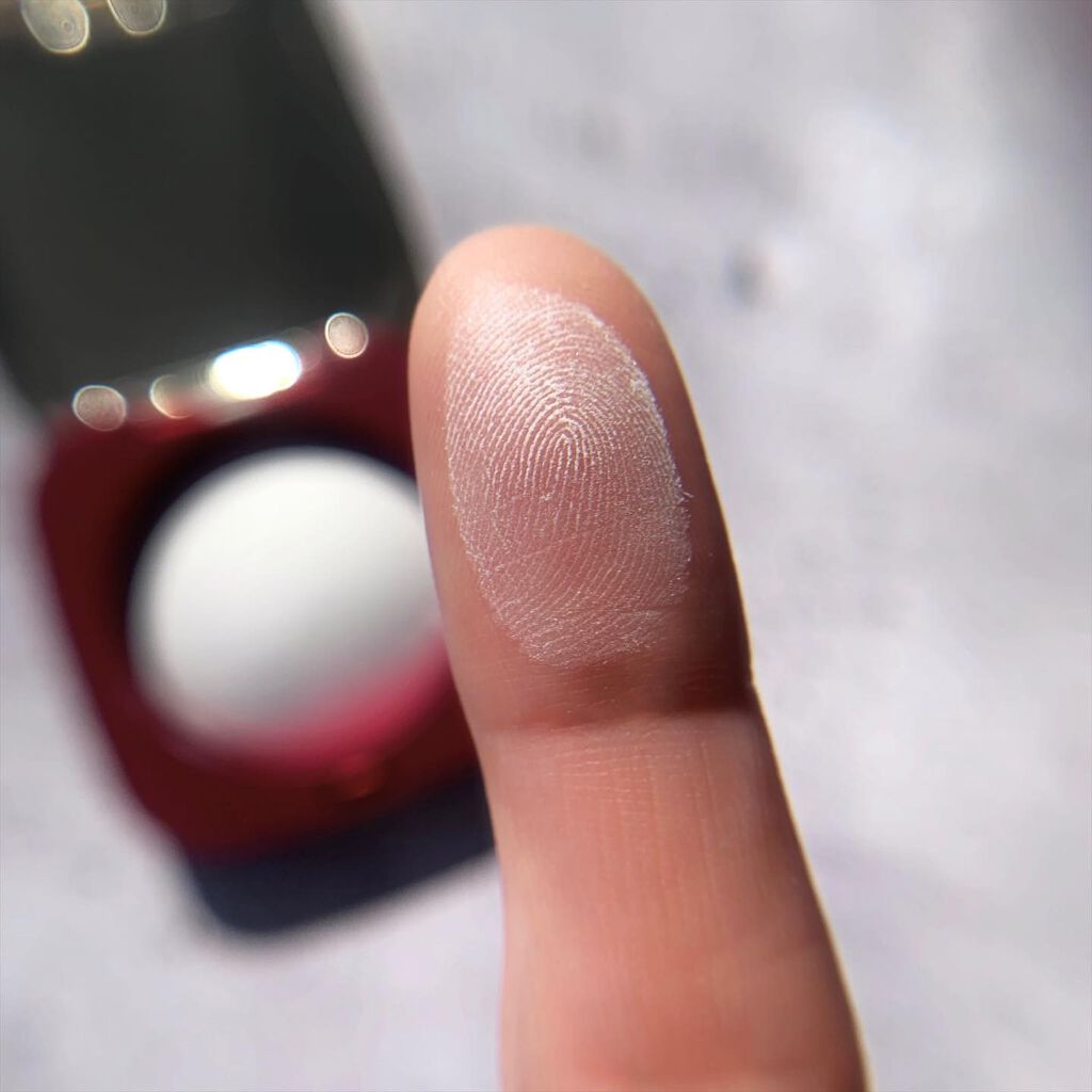 ZEESEA くるみ割り人形「ゼロ」粉感シルキーコンパクトパウダー/ZEESEA/プレストパウダーを使ったクチコミ(6枚目)