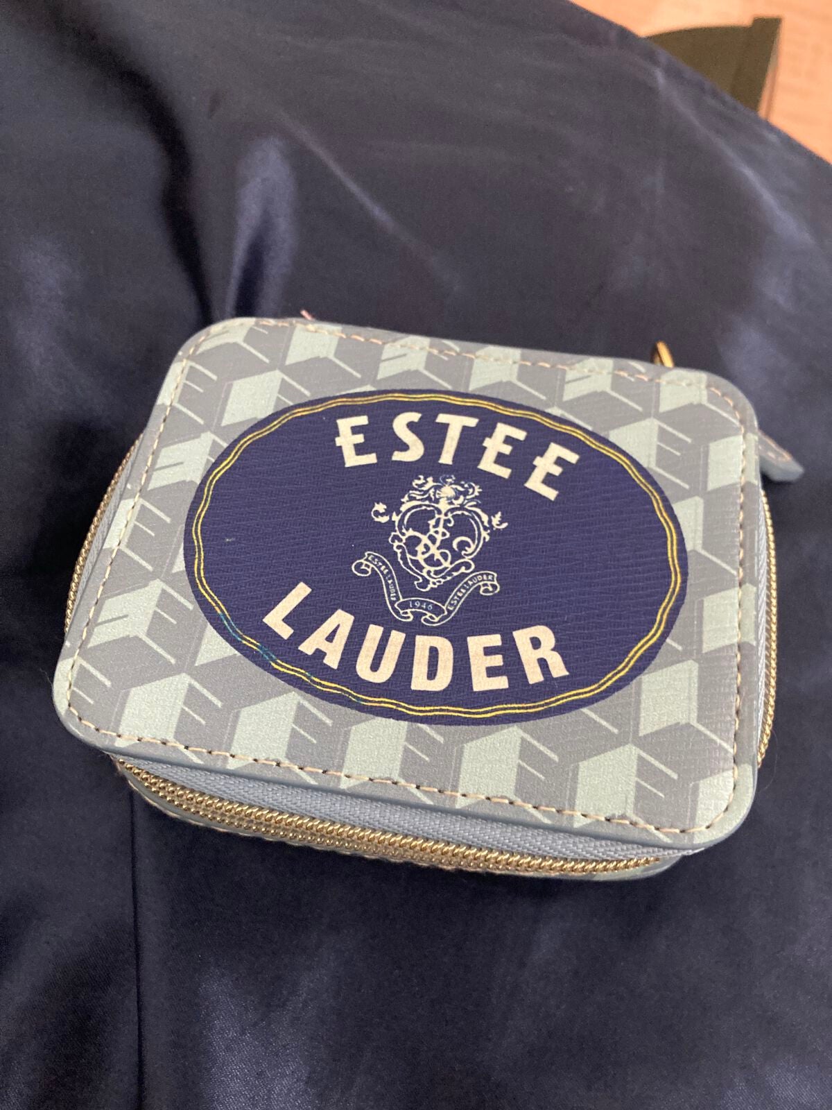 ダブル ウェア ステイ イン プレイス メークアップ /ESTEE LAUDER/リキッドファンデーションを使ったクチコミ(2枚目)