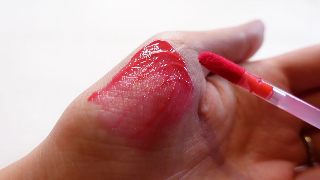 ジューシーラスティングティント/rom&nd/リップティントを使ったクチコミ(3枚目)