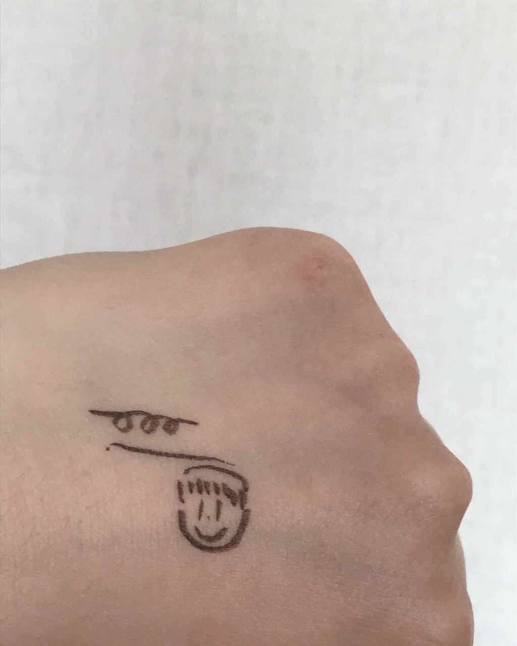 【旧品】シルキーリキッドアイライナーWP/D-UP/リキッドアイライナーを使ったクチコミ(4枚目)