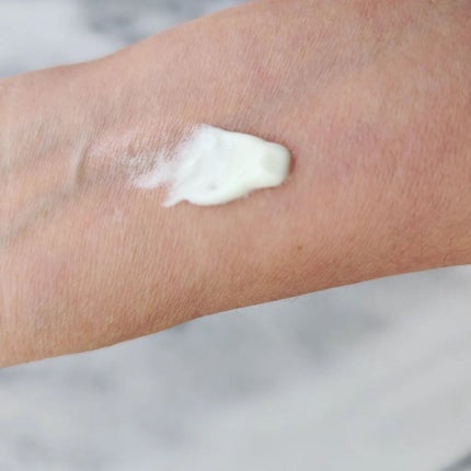 fuyouu on LIPS 「🅒🅞🅢🅜🅔お疲れ様です♡日焼けの話なのですが、『肌の老化の8割..」(4枚目)