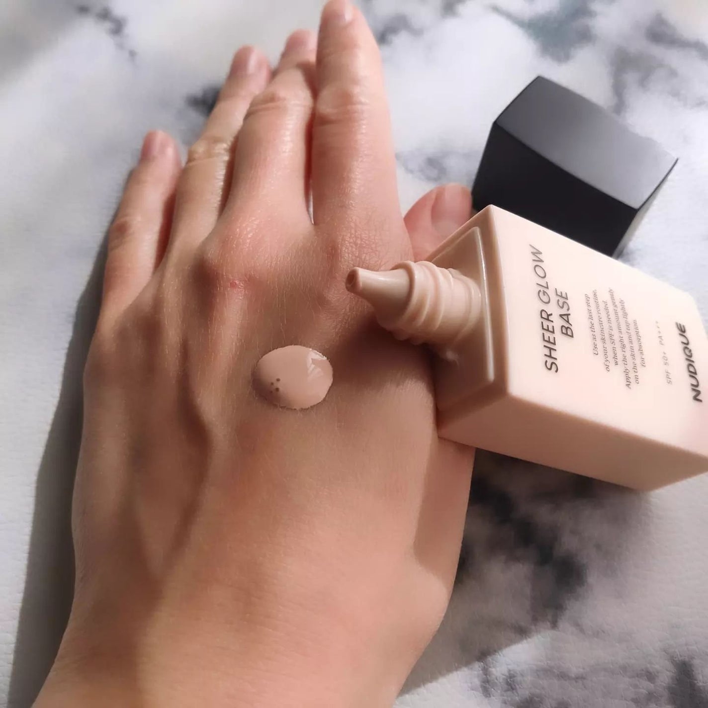 シアーグローベース/NUDIQUE/化粧下地を使ったクチコミ(3枚目)