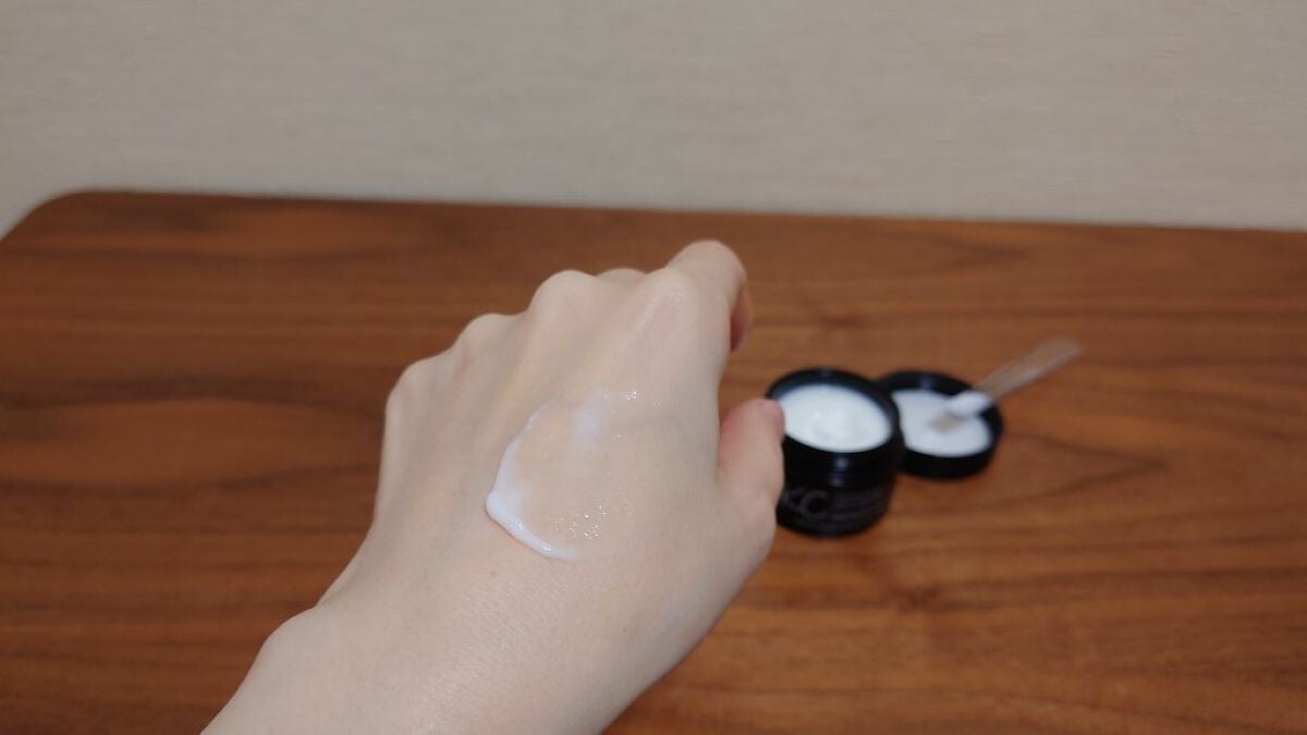 KC はりつや マスククリーム /ハーブ健康本舗/フェイスクリームを使ったクチコミ(3枚目)