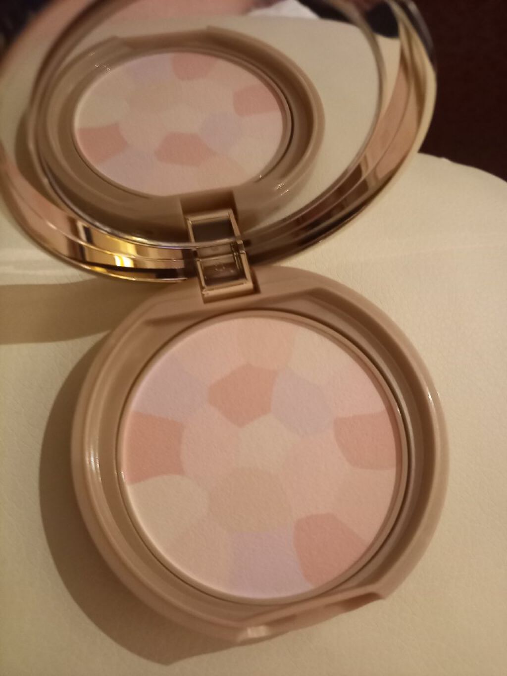 マシュマロフィニッシュパウダー　～Abloom～/キャンメイク/プレストパウダーを使ったクチコミ（1枚目）